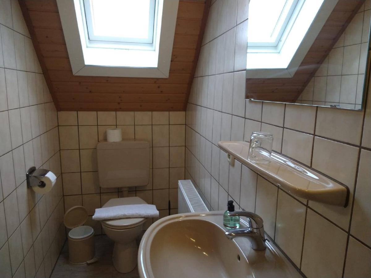 Pension "Der Sulzbachhof" Lehrberg Esterno foto